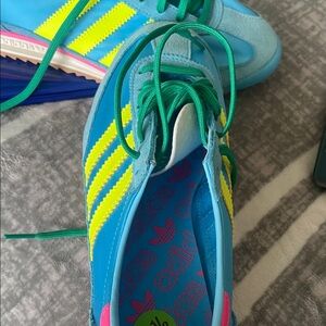 New Adidas Turquoise Sneakers Neon Yellow Stripes hot pink heel and Green Laces
